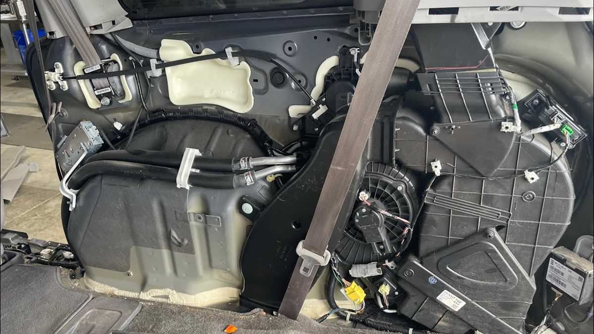 honda odyssey sliding door parts diagram